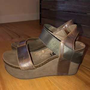 Pewter OTBT’s Size 10